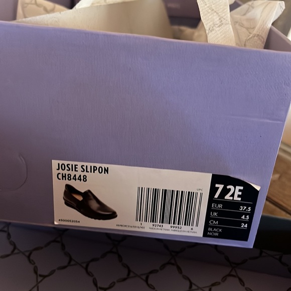 Aravon black slip in shoes - Picture 3 of 6